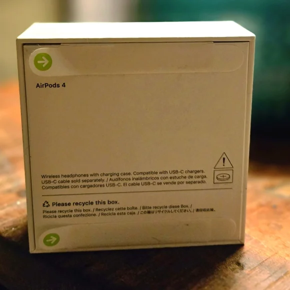 Apple AirPods 4 / Model A3050 / Brand New